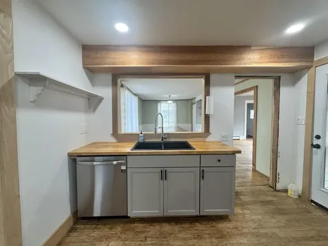 16 Rich Street Northumberland NH 03582