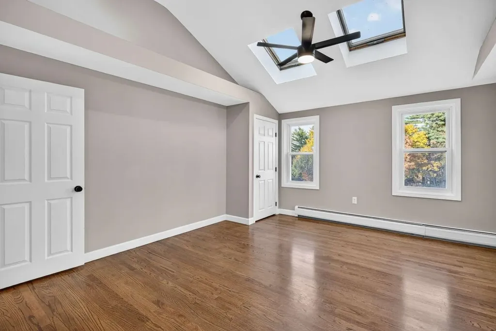 16 Little River Road Nottingham NH 03290