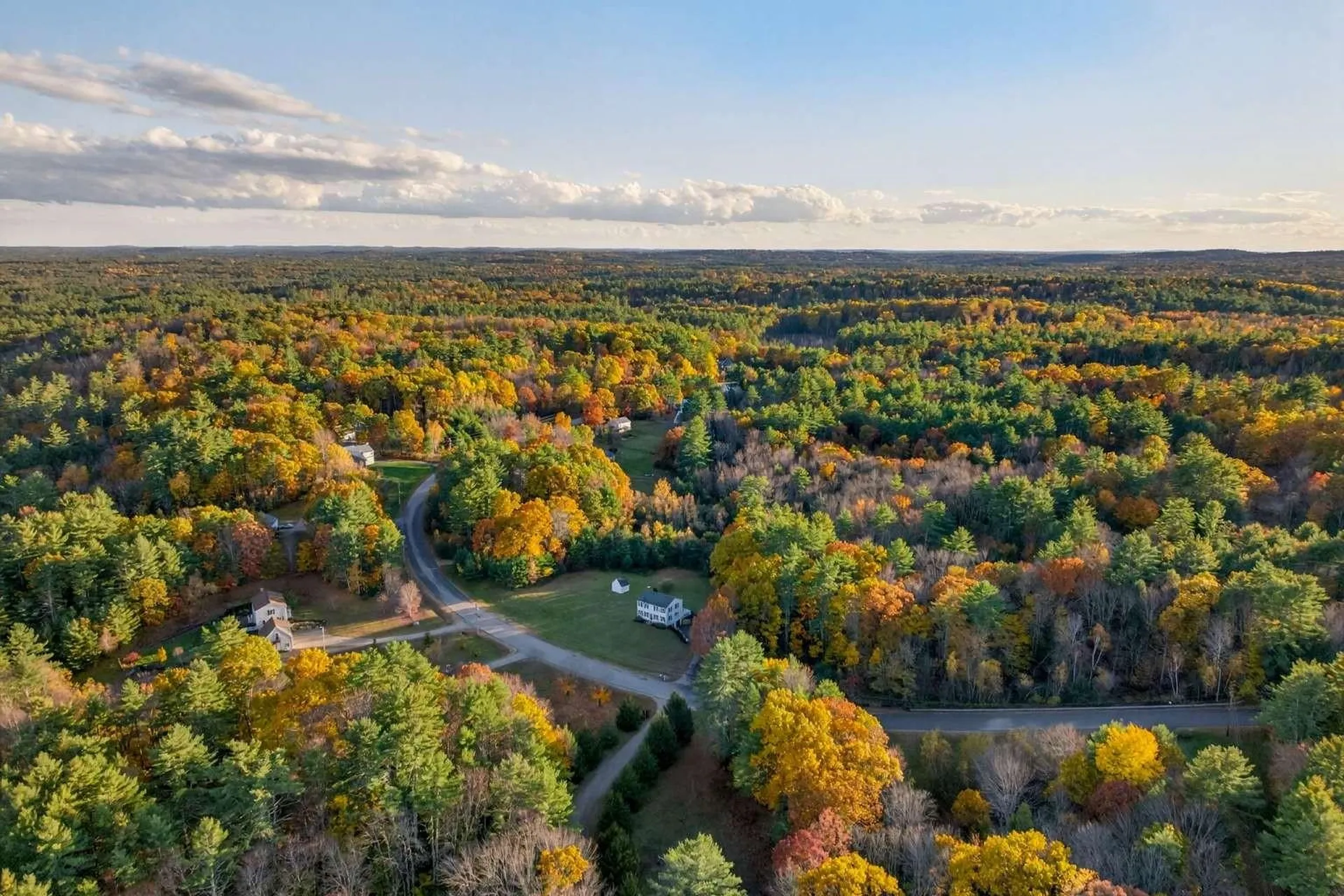 16 Little River Road Nottingham NH 03290