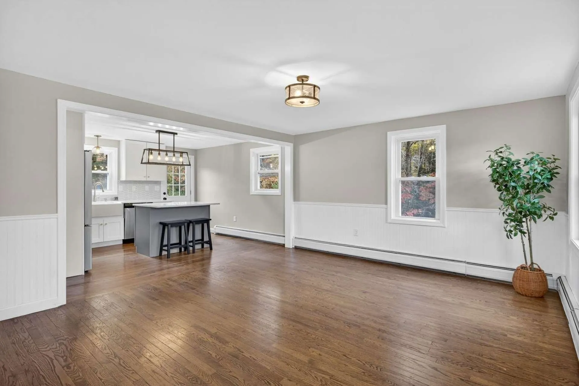 16 Little River Road Nottingham NH 03290