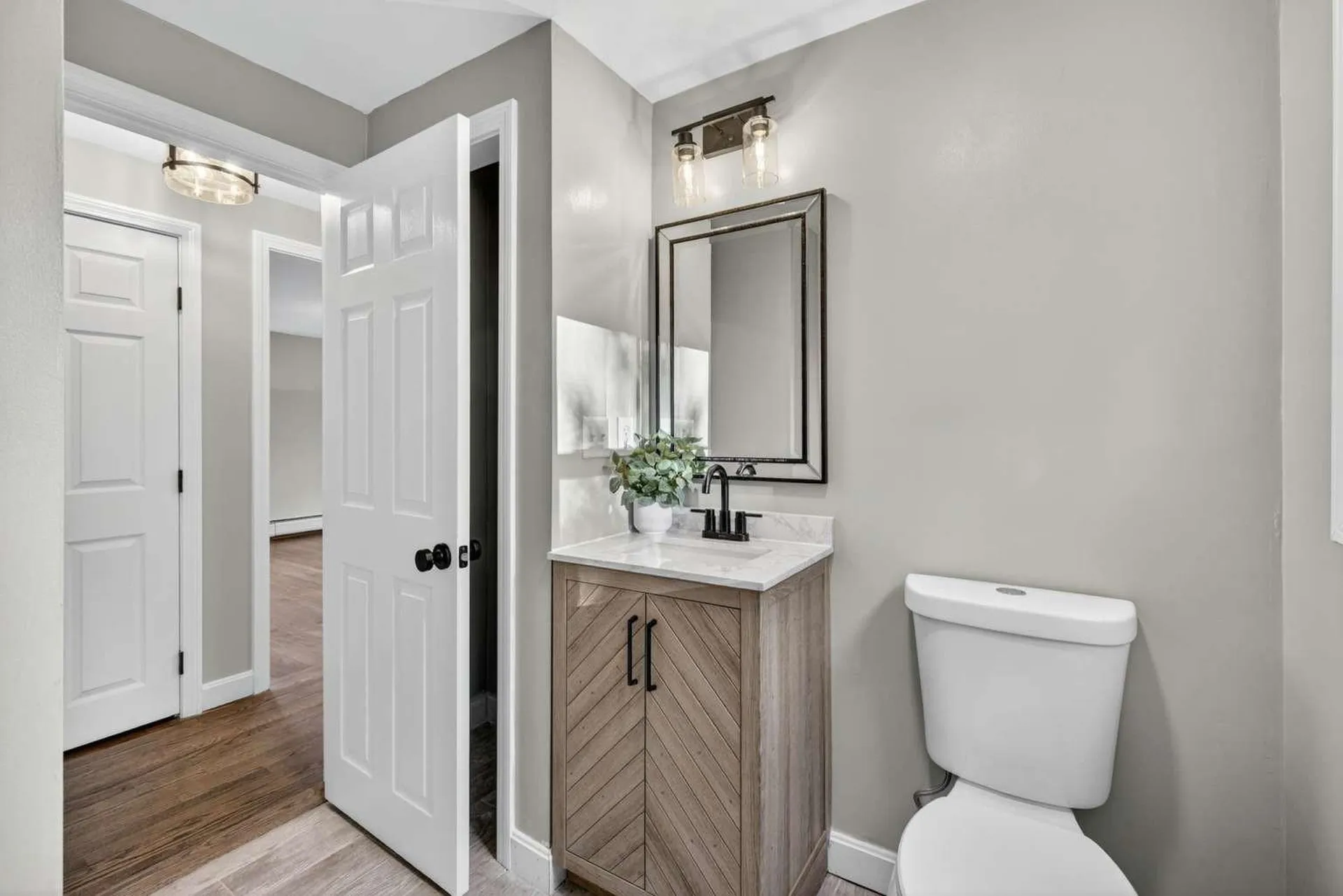 16 Little River Road Nottingham NH 03290