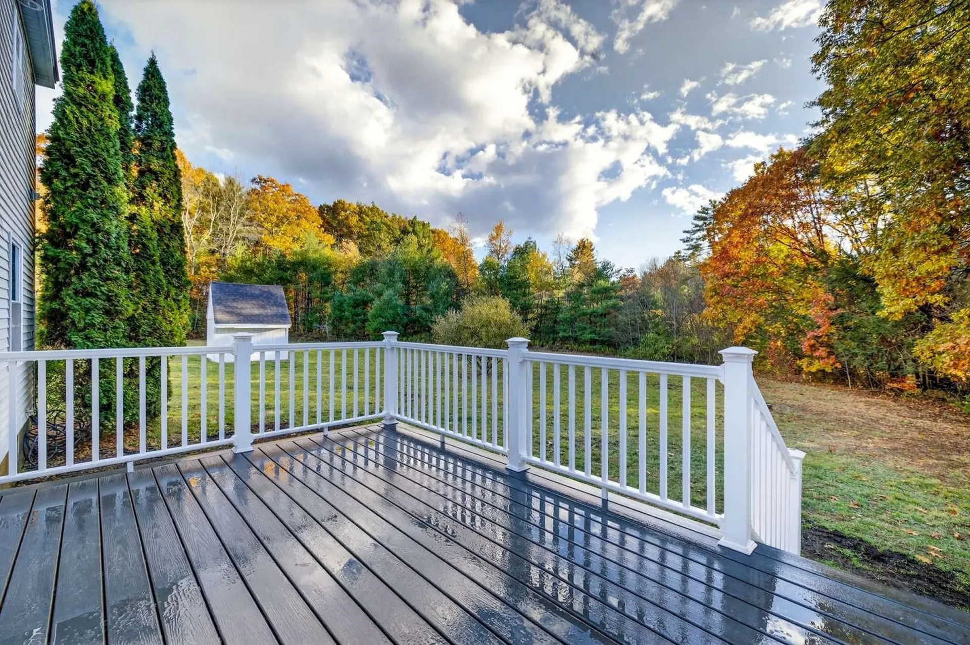 16 Little River Road Nottingham NH 03290