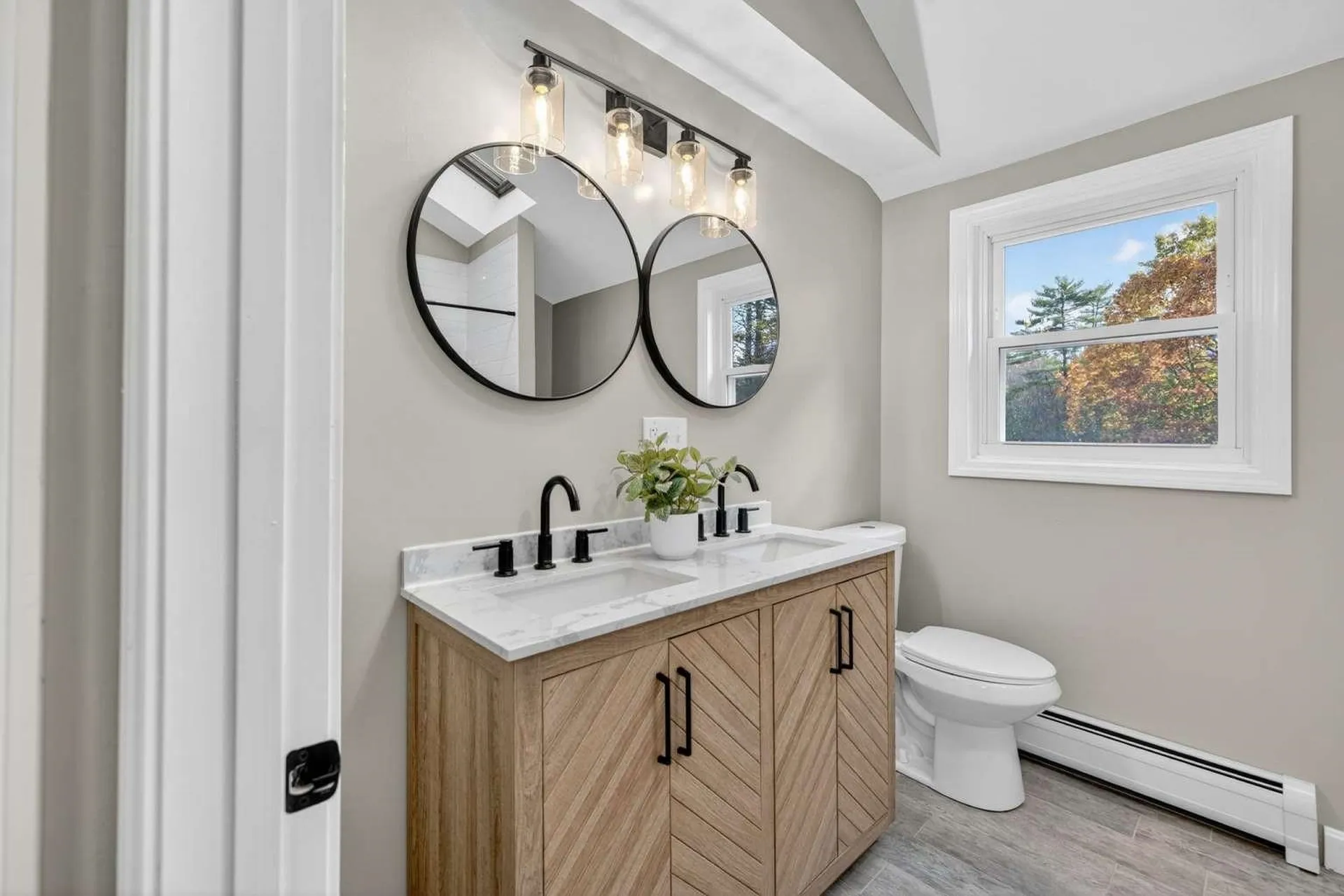 16 Little River Road Nottingham NH 03290