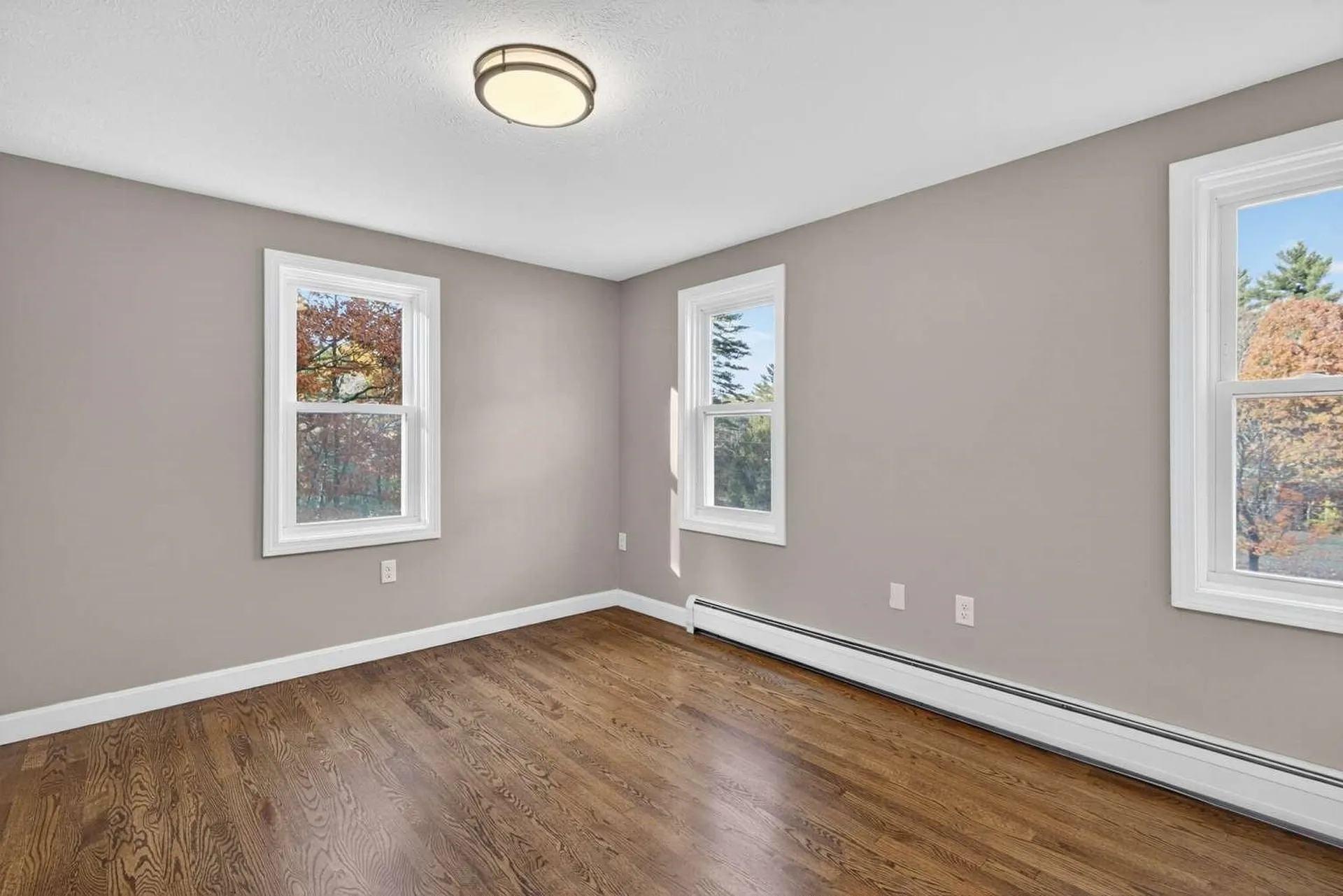 16 Little River Road Nottingham NH 03290