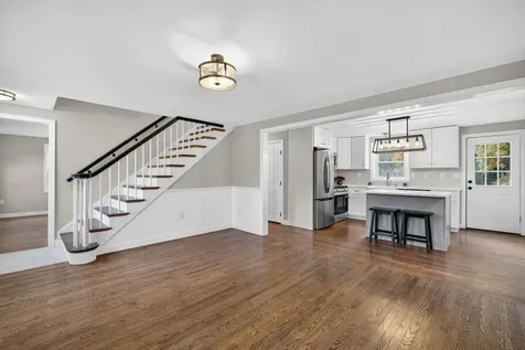 16 Little River Road Nottingham NH 03290