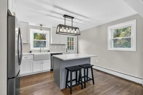 16 Little River Road Nottingham NH 03290