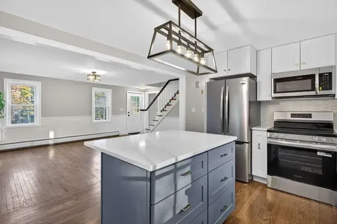 16 Little River Road Nottingham NH 03290