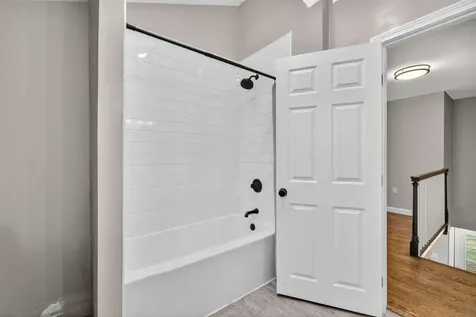 16 Little River Road Nottingham NH 03290