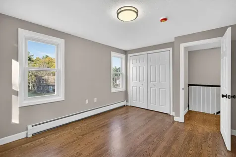 16 Little River Road Nottingham NH 03290