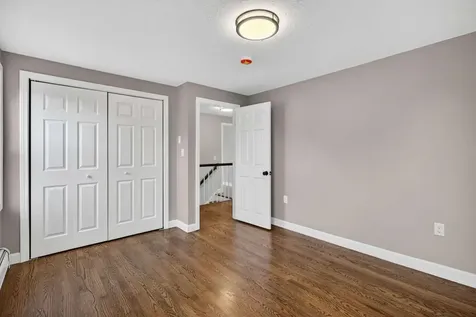 16 Little River Road Nottingham NH 03290