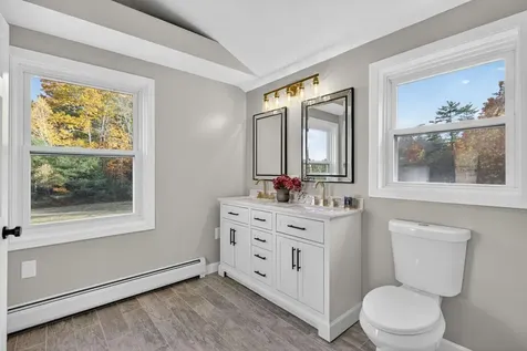 16 Little River Road Nottingham NH 03290