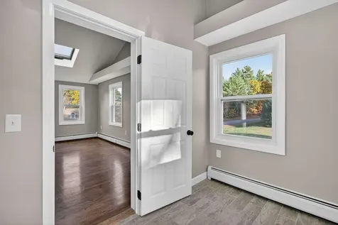 16 Little River Road Nottingham NH 03290