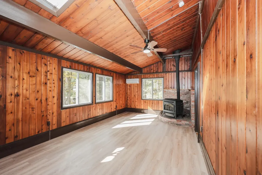 6 Birch Tree Lane Hillsborough NH 03244