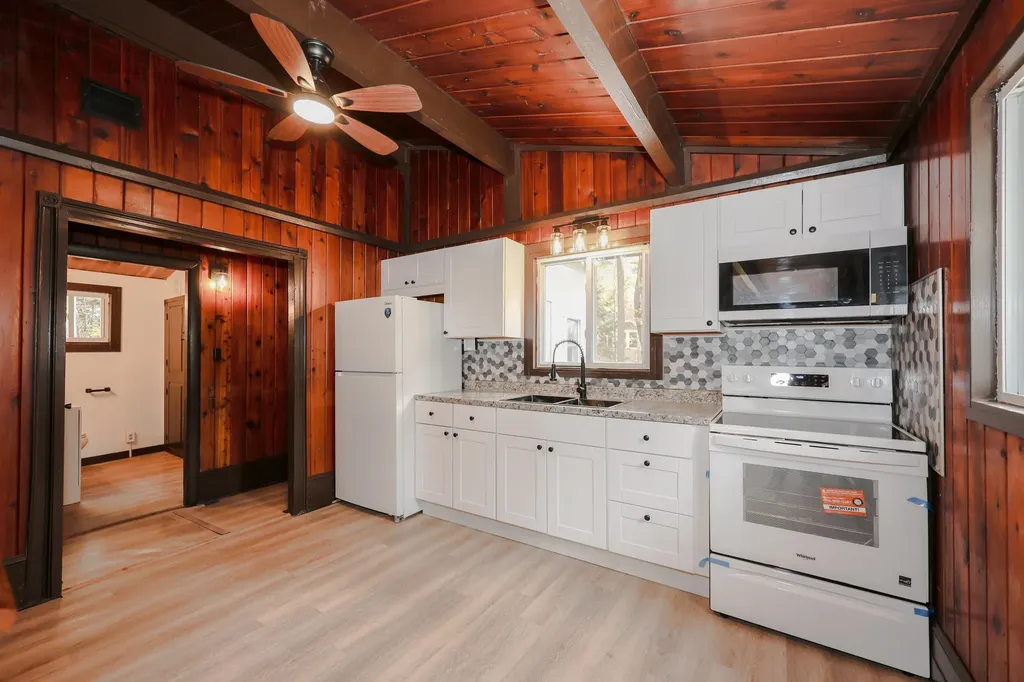 6 Birch Tree Lane Hillsborough NH 03244