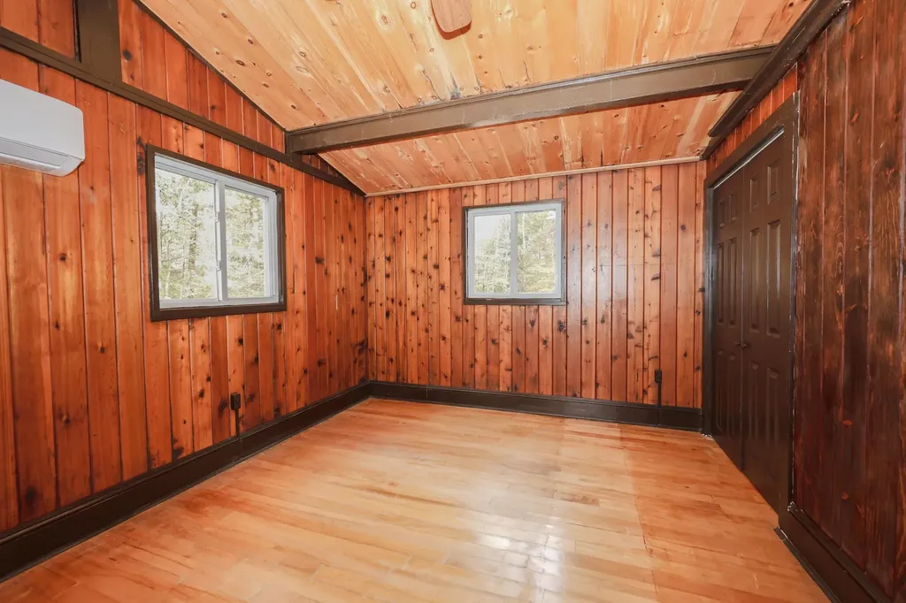 6 Birch Tree Lane Hillsborough NH 03244