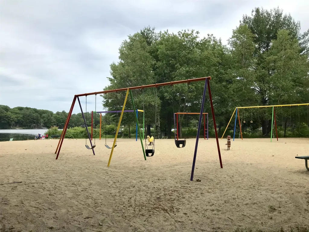 6 Birch Tree Lane Hillsborough NH 03244