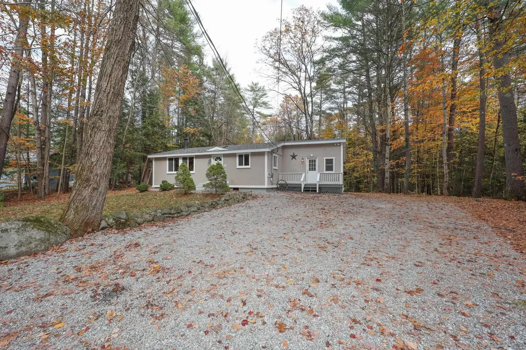 6 Birch Tree Lane Hillsborough NH 03244