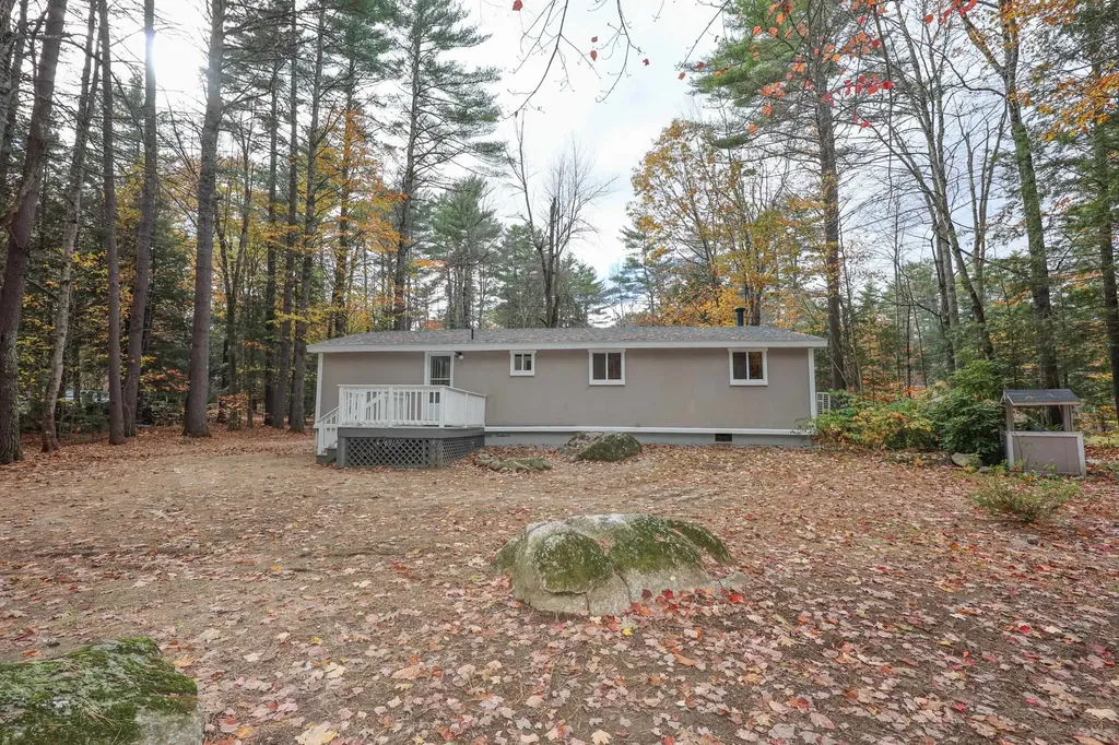 6 Birch Tree Lane Hillsborough NH 03244
