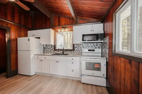 6 Birch Tree Lane Hillsborough NH 03244