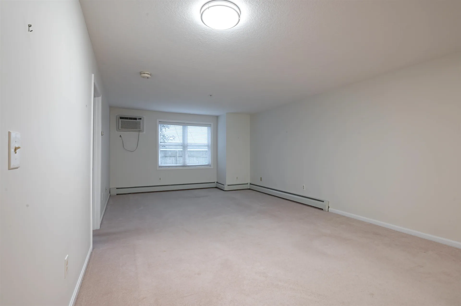 15 Lovell Street Nashua NH 03060