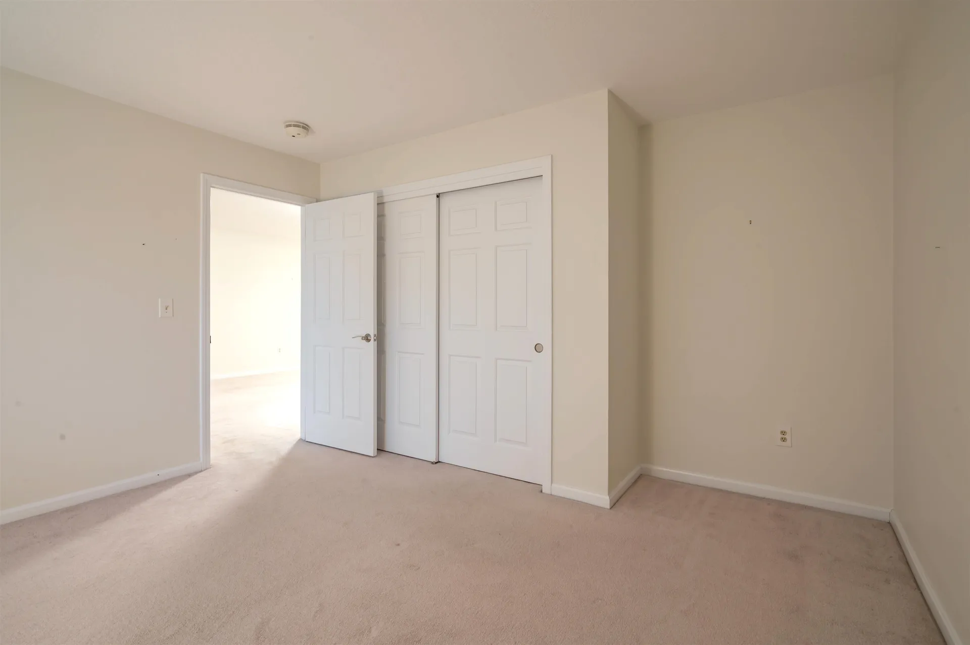 15 Lovell Street Nashua NH 03060