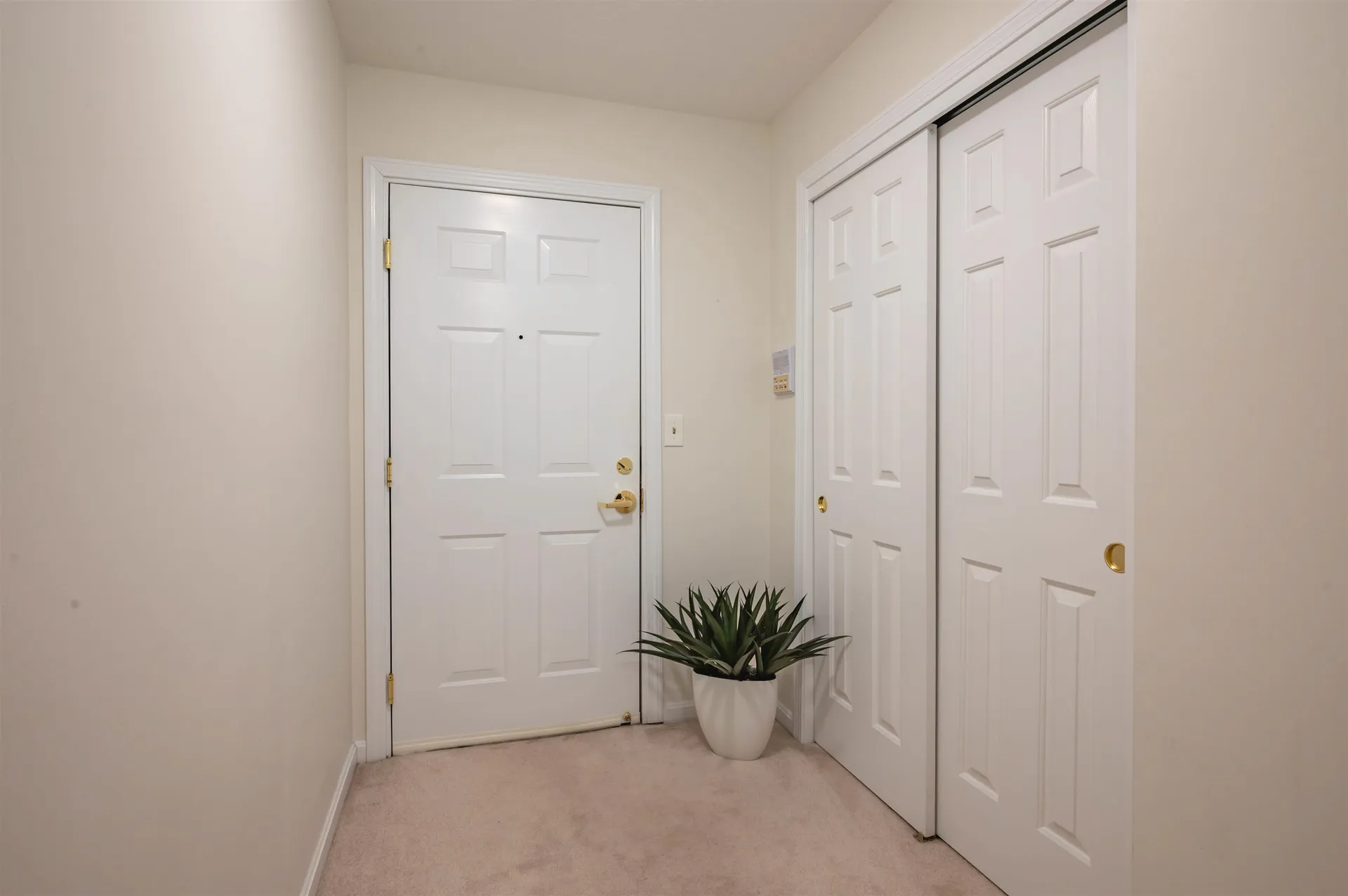 15 Lovell Street Nashua NH 03060