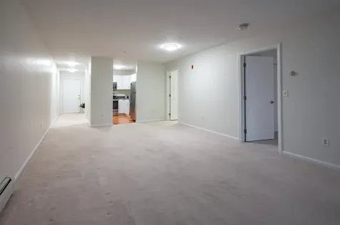 15 Lovell Street Nashua NH 03060