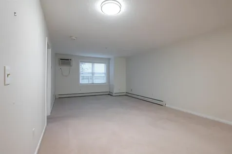 15 Lovell Street Nashua NH 03060