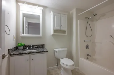 15 Lovell Street Nashua NH 03060