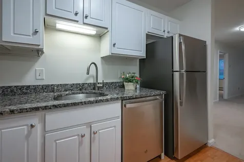 15 Lovell Street Nashua NH 03060