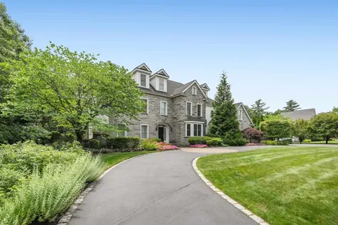 39 Overton Road Windham NH 03087