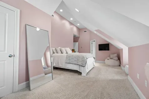 39 Overton Road Windham NH 03087