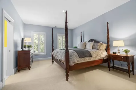 39 Overton Road Windham NH 03087