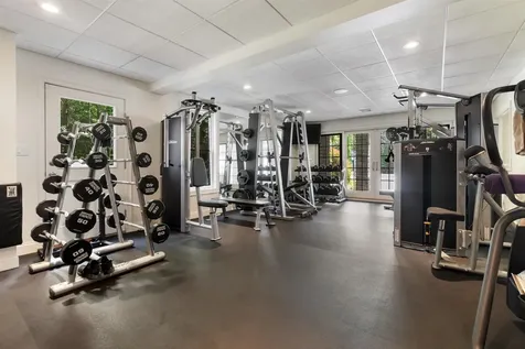 39 Overton Road Windham NH 03087