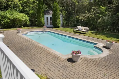 39 Overton Road Windham NH 03087