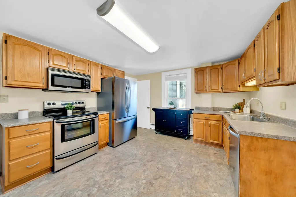 601 Hall Street Manchester NH 03104