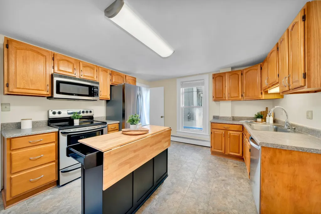 601 Hall Street Manchester NH 03104