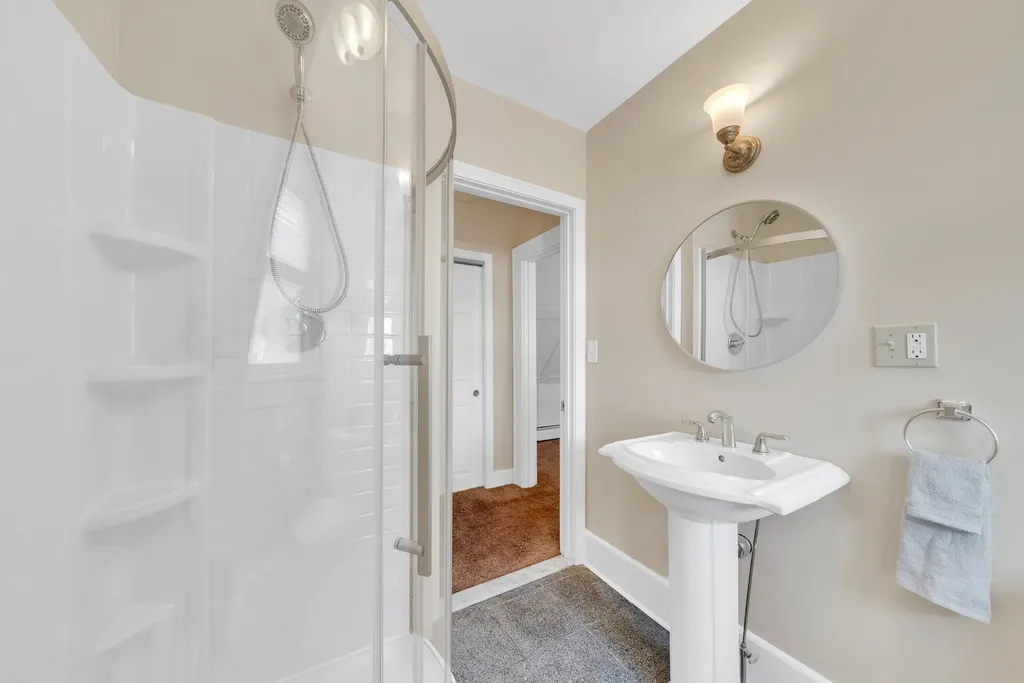 601 Hall Street Manchester NH 03104