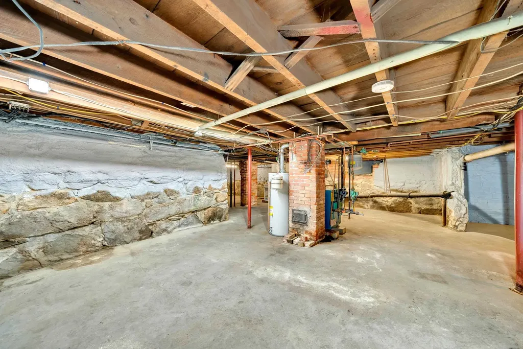 601 Hall Street Manchester NH 03104