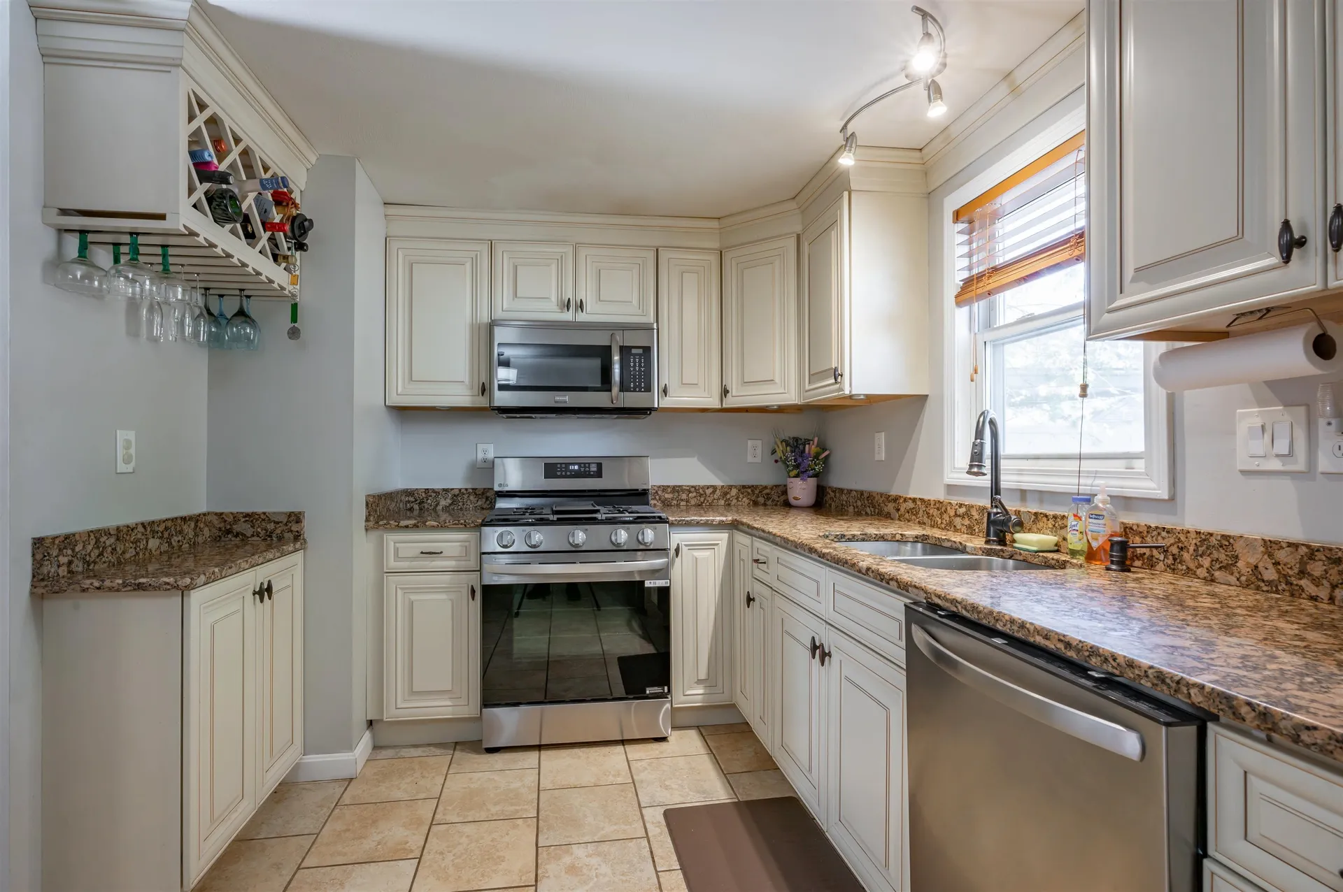 35 W Mitchell Street Manchester NH 03103