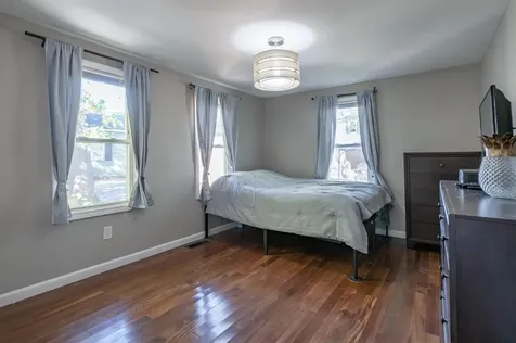 35 W Mitchell Street Manchester NH 03103