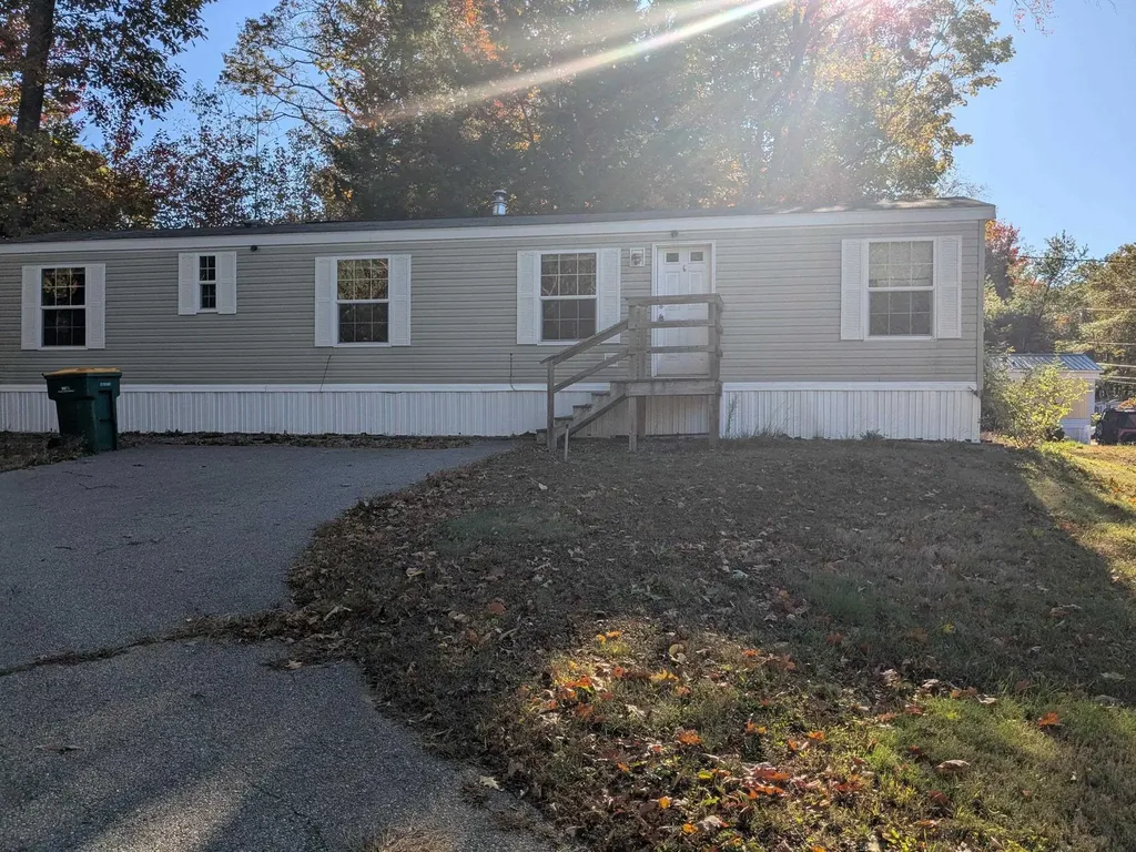 5 Tee Dee Drive Belmont NH 03220