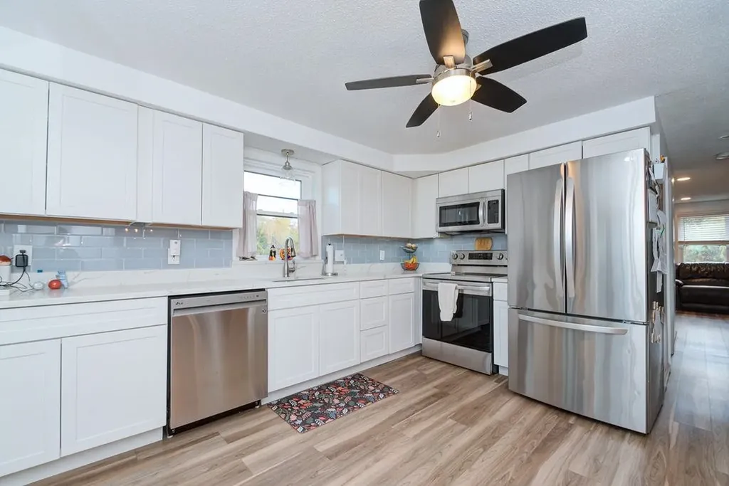 45 Damren Road Derry NH 03038