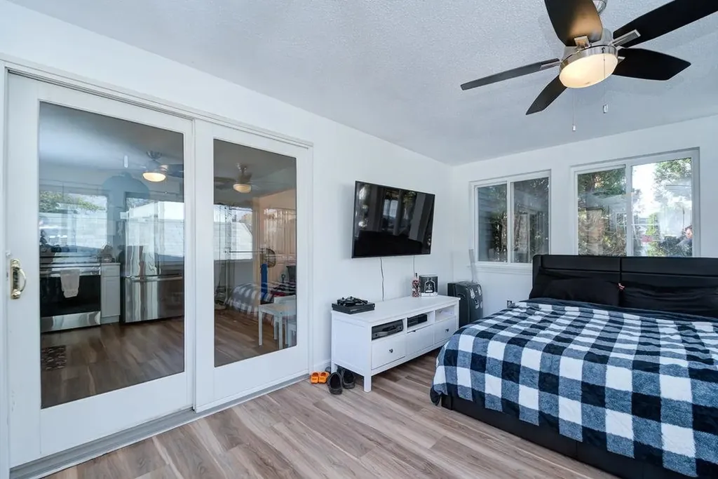 45 Damren Road Derry NH 03038