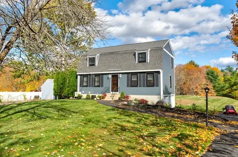 45 Damren Road Derry NH 03038