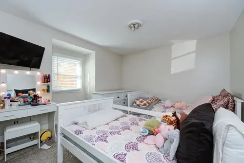 45 Damren Road Derry NH 03038