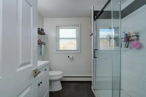 45 Damren Road Derry NH 03038