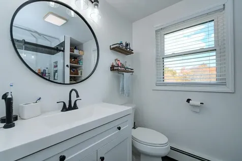 45 Damren Road Derry NH 03038