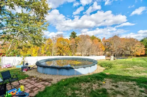 45 Damren Road Derry NH 03038