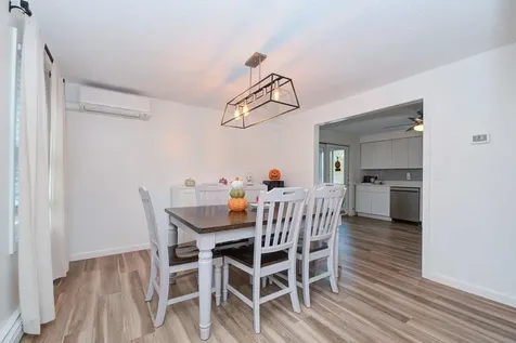 45 Damren Road Derry NH 03038